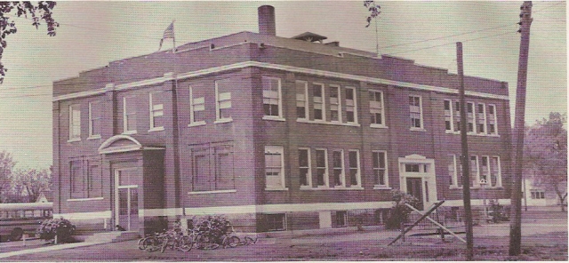 Cambridge Elementary Center in the 60s.
